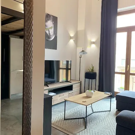 Elegant 60 M² + Balcony B Appartement *